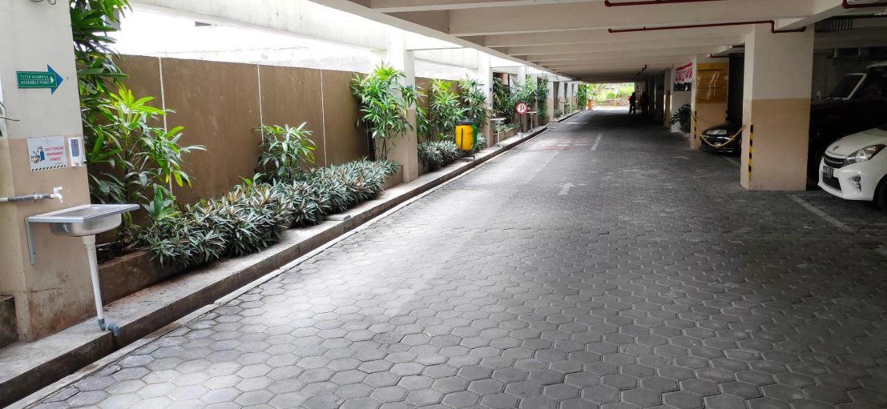 Student Park Hotel Γιογκιακάρτα Εξωτερικό φωτογραφία