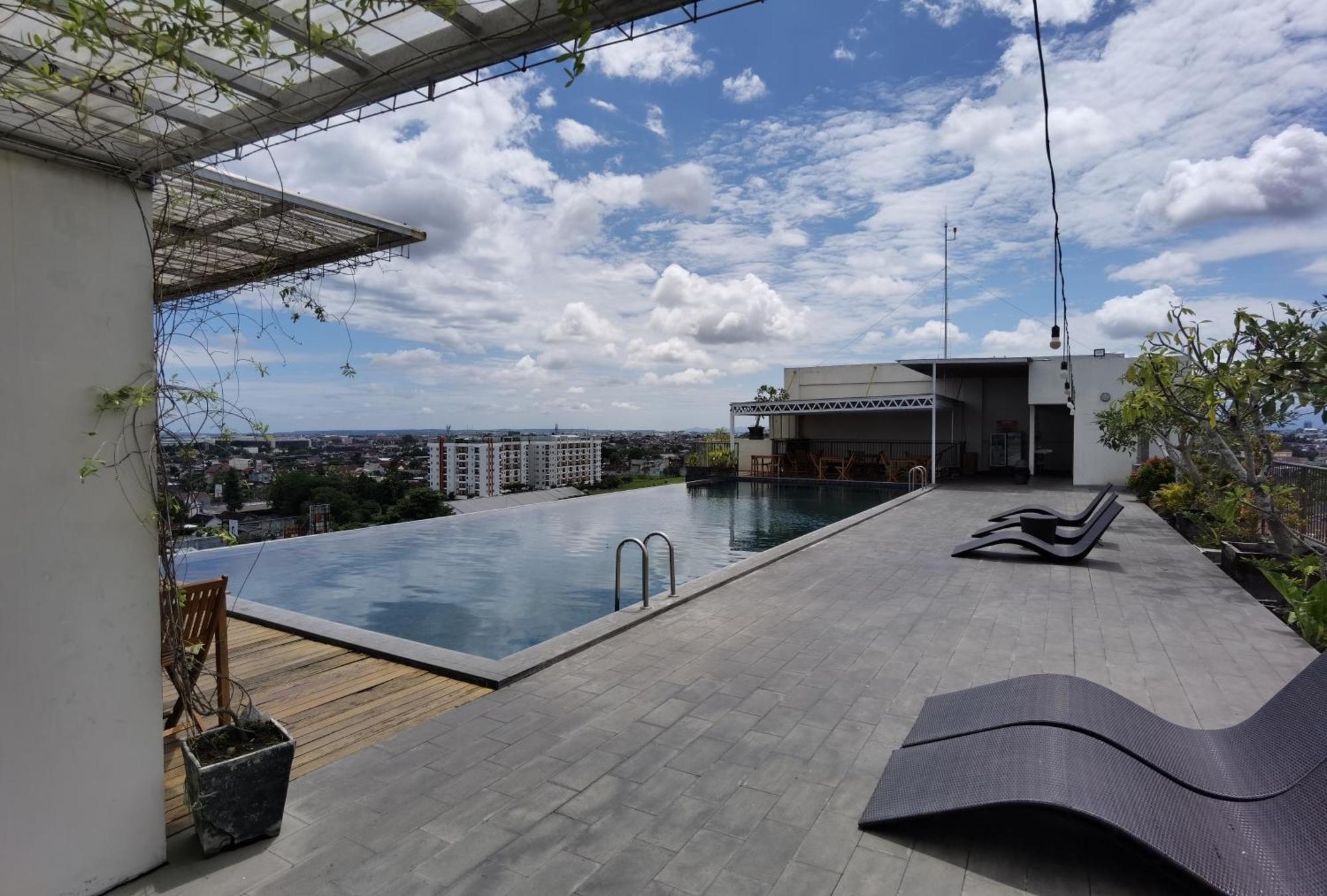 Student Park Hotel Γιογκιακάρτα Εξωτερικό φωτογραφία