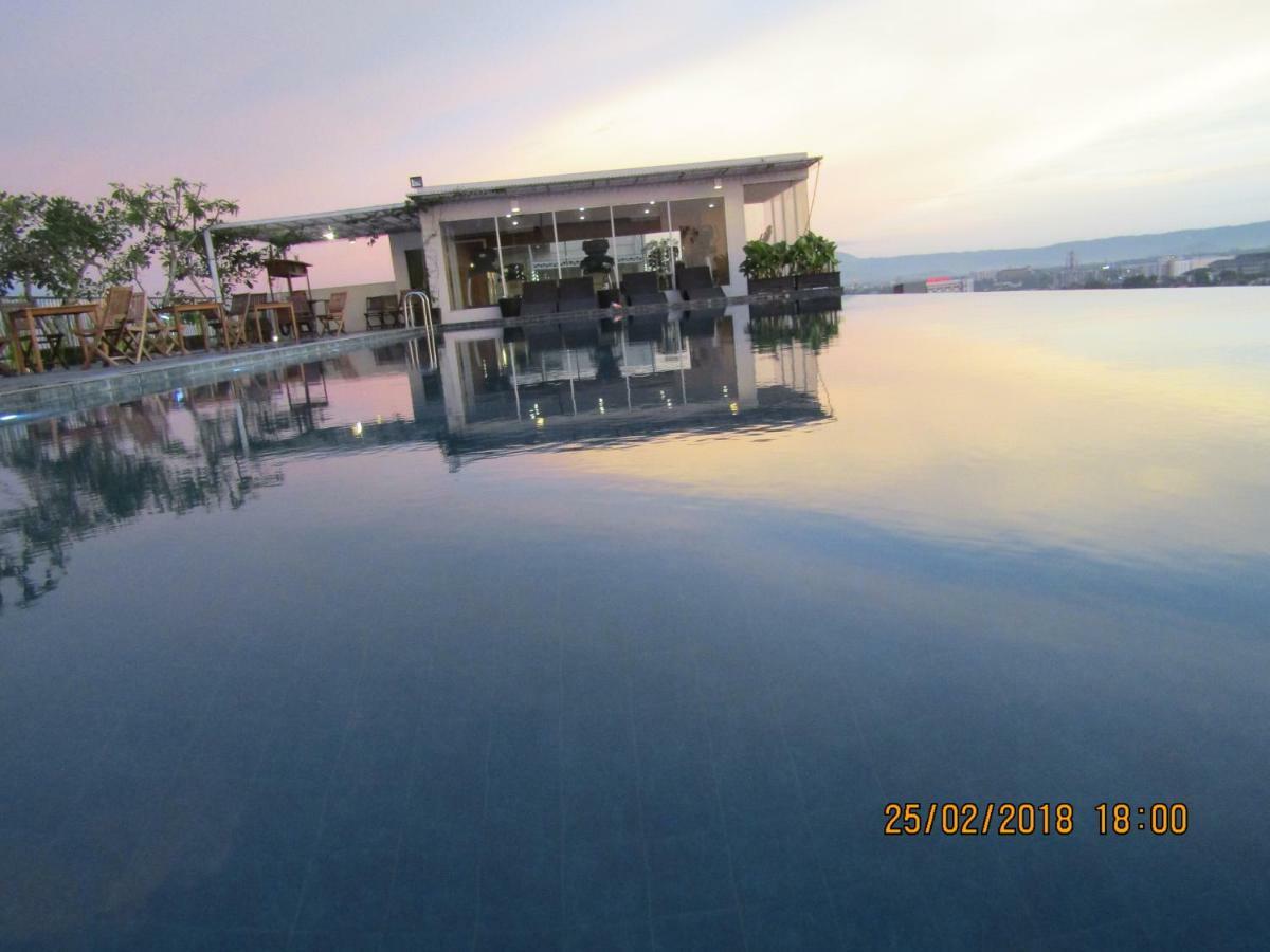 Student Park Hotel Γιογκιακάρτα Εξωτερικό φωτογραφία